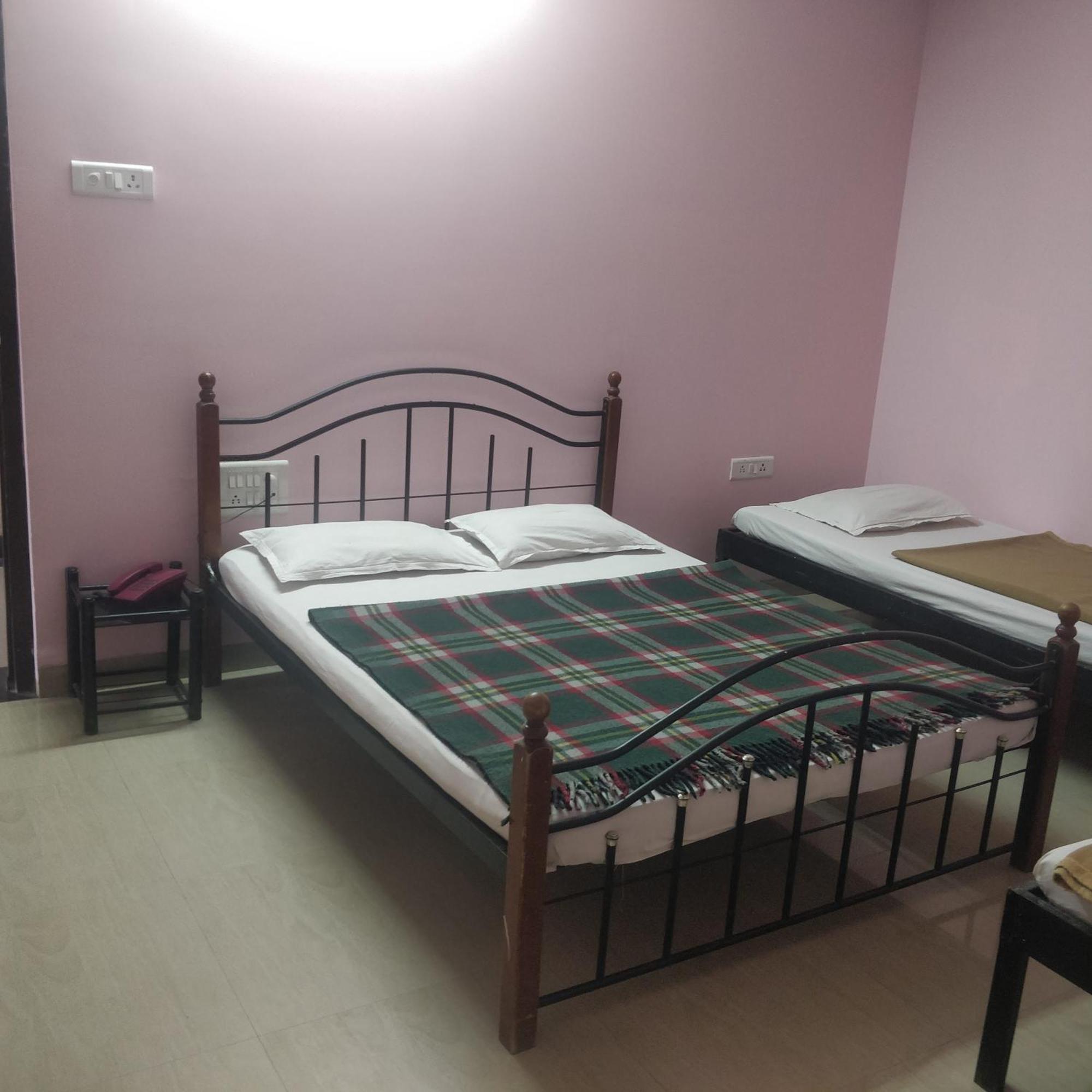 שירדי Hotel Delta Executive מראה חיצוני תמונה